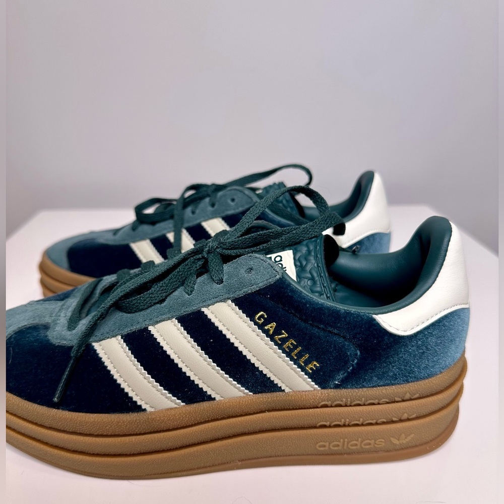 Adidas Gazelle Women's Sneakers - green and White